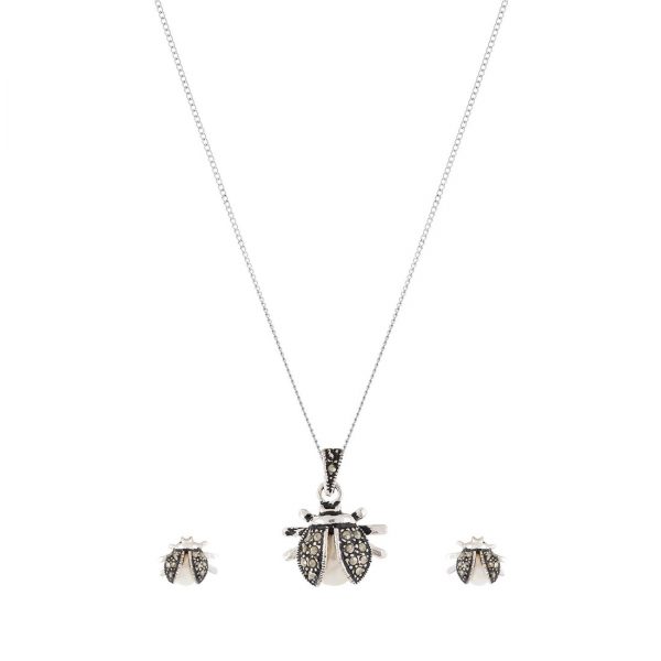 YUBI Multicolour Silver Pendant & Earrings Set for Women (YUBI 0011 PS)